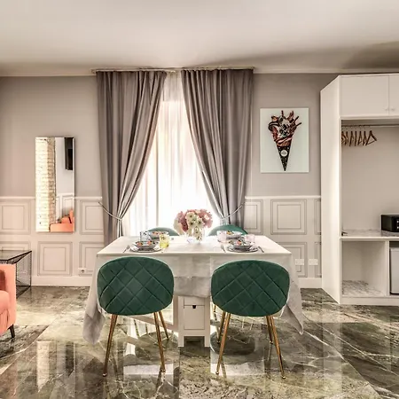 Spanish Step Dream & Cozy Casa Affittacamere